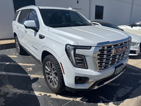 Used 2026 GMC Yukon Denali w/ Sun & Power Step Package image 5