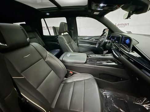 Used 2023 Cadillac Escalade Sport w/ Touring Package image 33