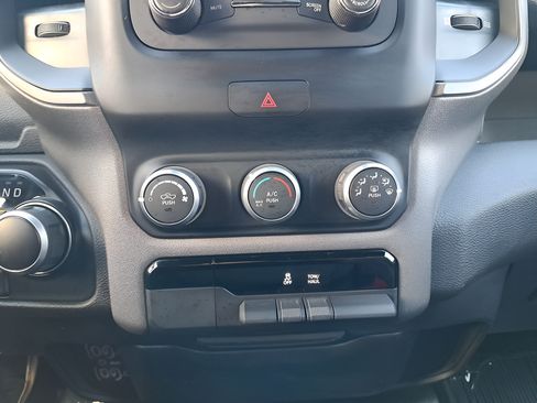 Used 2022 RAM 1500 Tradesman AWD/4WD image 25