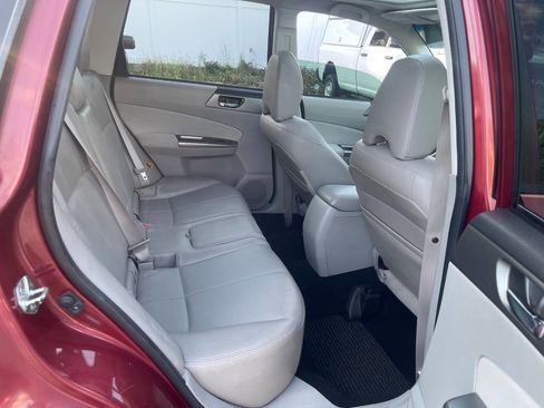 Used 2011 Subaru Forester 2.5X Limited AWD/4WD image 25