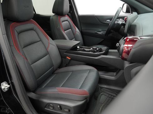 Certified 2025 Chevrolet Equinox RS w/ Safety and Technology Package FWD image 32