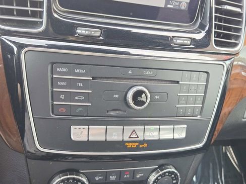 Used 2019 Mercedes-Benz GLS 450 4MATIC image 30