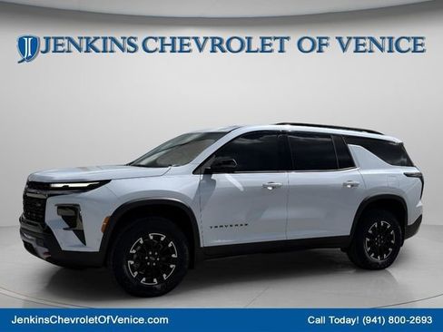 New 2026 Chevrolet Traverse Z71 w/ Enhanced Driving Package AWD/4WD image 11