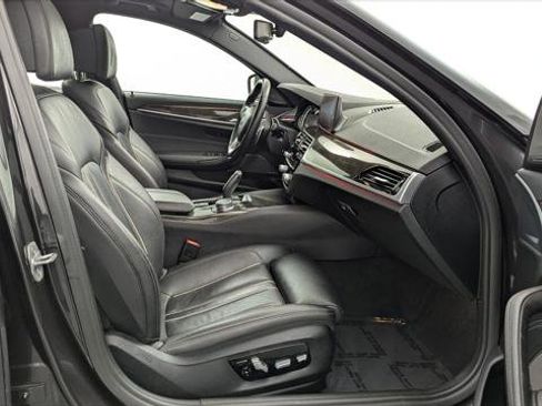 Used 2019 BMW 540i w/ Convenience Package image 21
