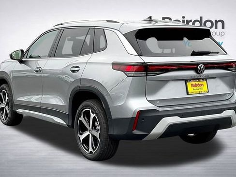 New 2025 Volkswagen Tiguan SE AWD/4WD image 3