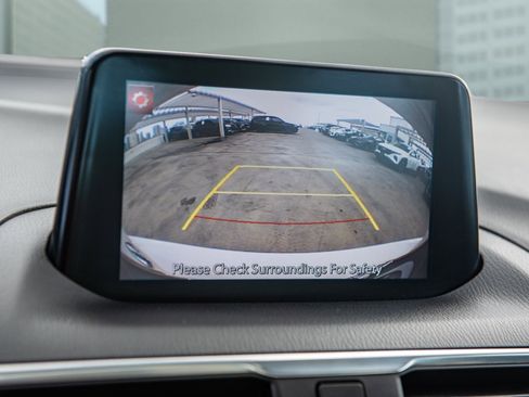 Used 2018 MAZDA MAZDA3 Grand Touring image 28