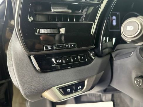 Used 2023 Lexus RX 350 Premium w/ Accessory Package (Z1) AWD/4WD image 16
