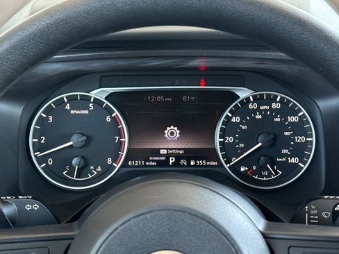 Used 2024 Nissan Rogue S FWD image 31