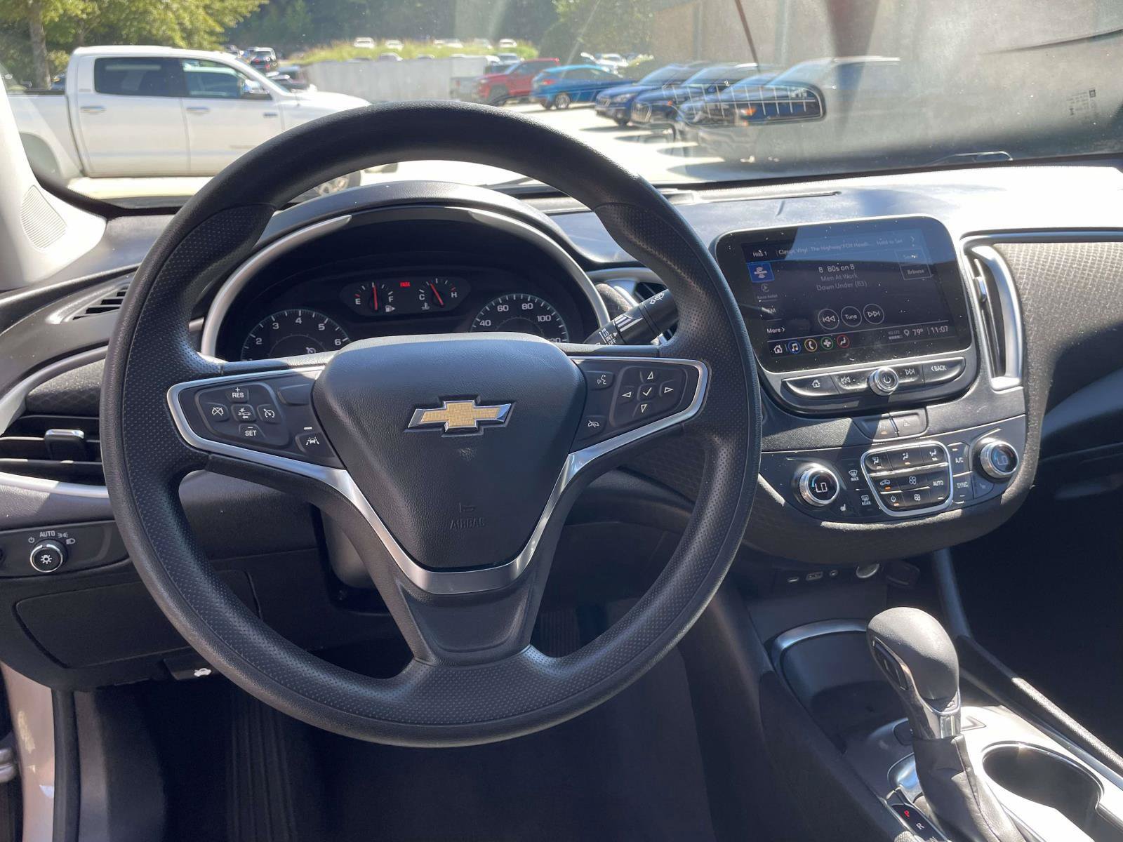 Used 2024 Chevrolet Malibu LT FWD image 19