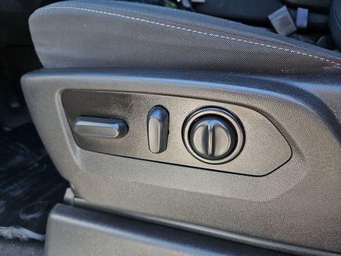 Used 2022 Chevrolet Silverado 1500 LT w/ Texas Edition Plus image 15