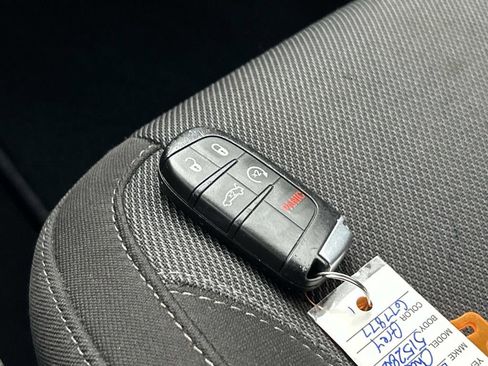 Used 2021 Dodge Charger SXT w/ Blacktop Package image 26