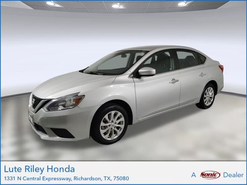 Used 2018 Nissan Sentra SV image 1