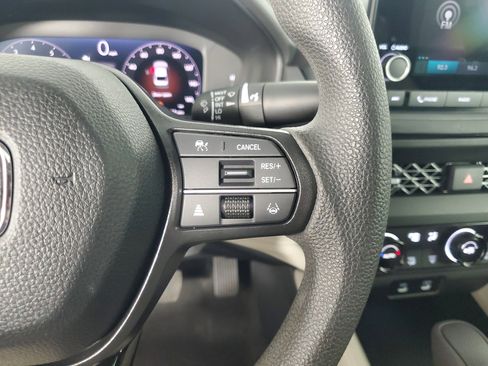 Used 2024 Honda Accord EX image 25