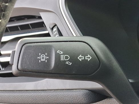 Used 2022 Ford Escape SEL image 27