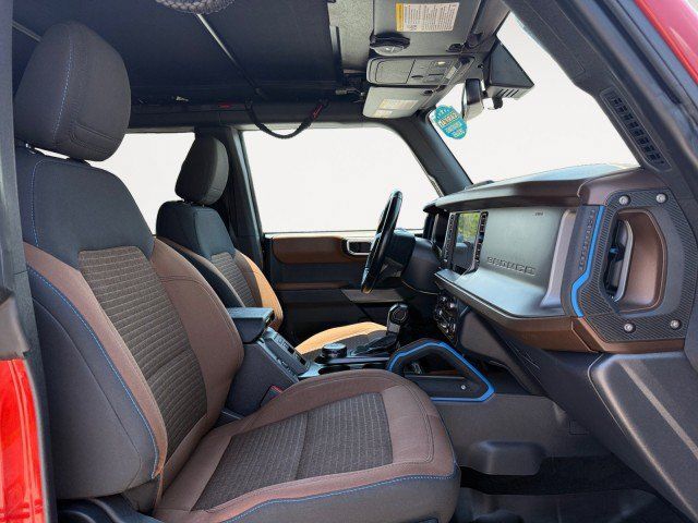 Used 2023 Ford Bronco Outer Banks AWD/4WD image 10