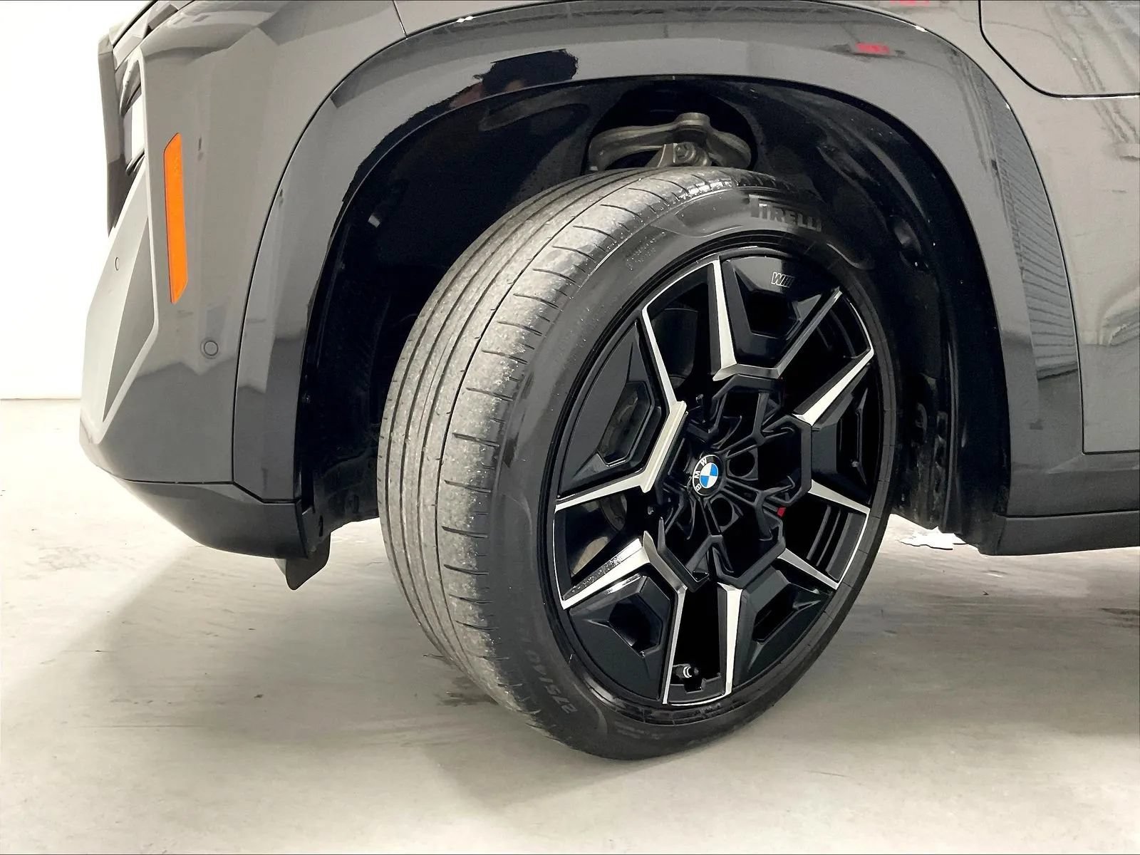 Used 2024 BMW XM AWD/4WD image 47