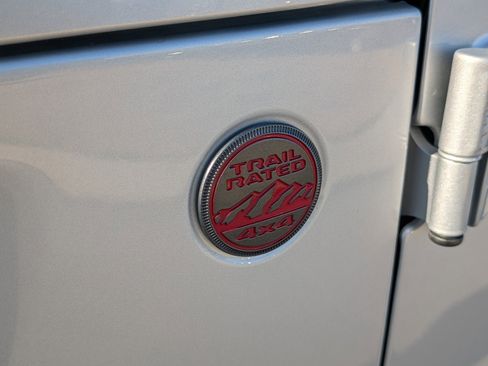 Certified 2024 Jeep Wrangler Unlimited Rubicon image 9