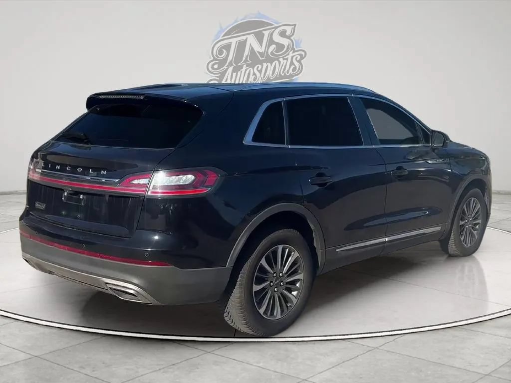 Used 2021 Lincoln Nautilus AWD w/ Equipment Group 101A image 5