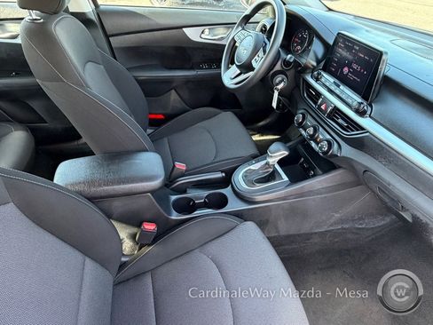 Used 2024 Kia Forte LXS image 12