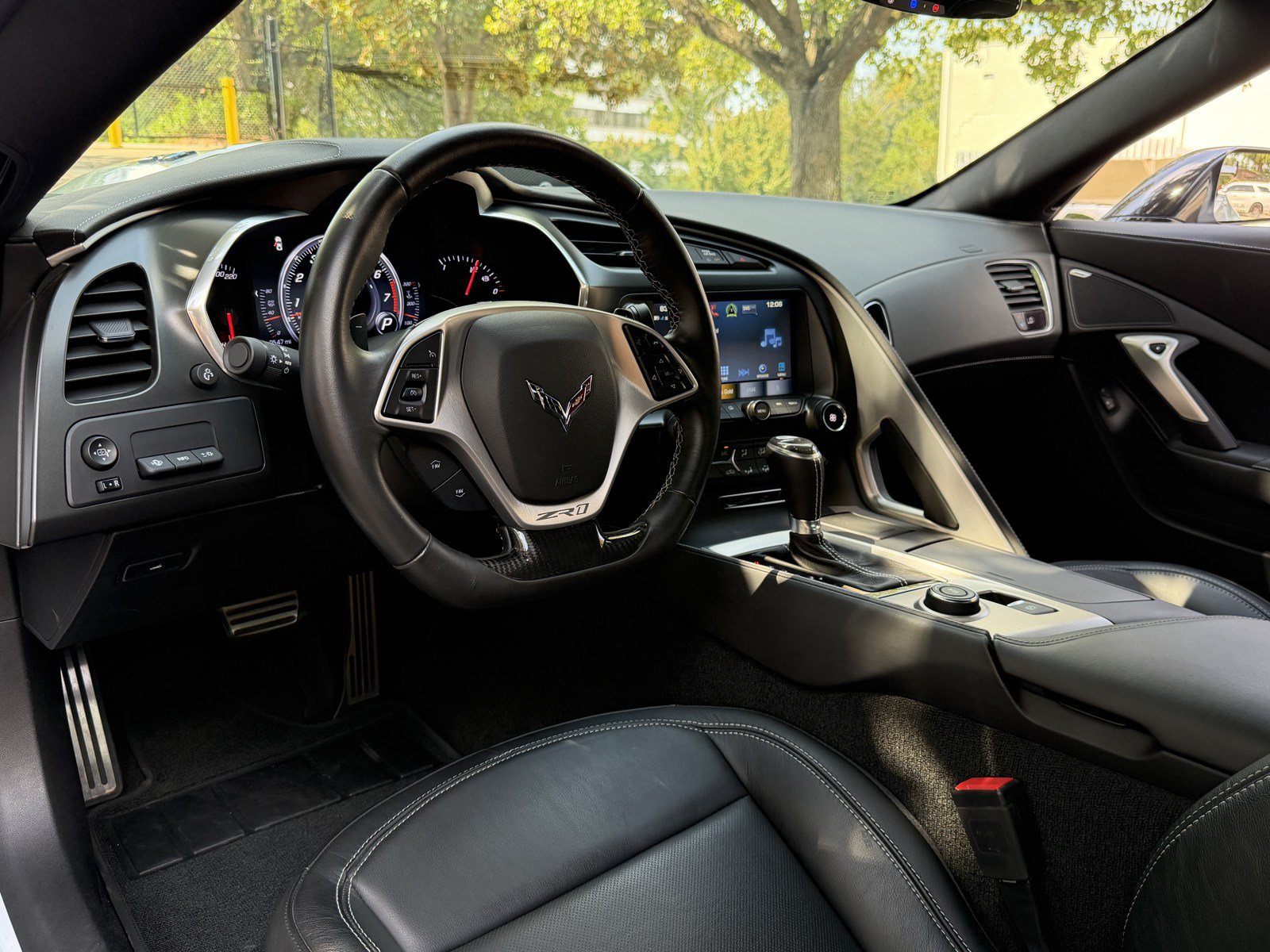 Used 2019 Chevrolet Corvette ZR1 w/ ZTK Track Performance Package RWD image 18