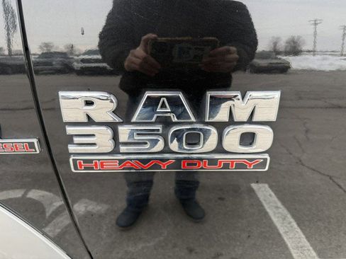 Used 2018 RAM 3500 Laramie image 17