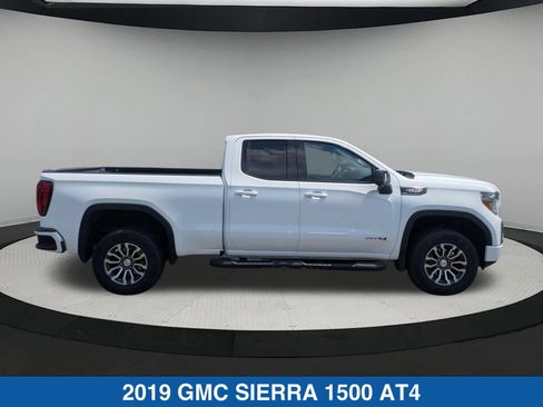 Used 2019 GMC Sierra 1500 AT4 w/ AT4 Premium Package AWD/4WD image 2