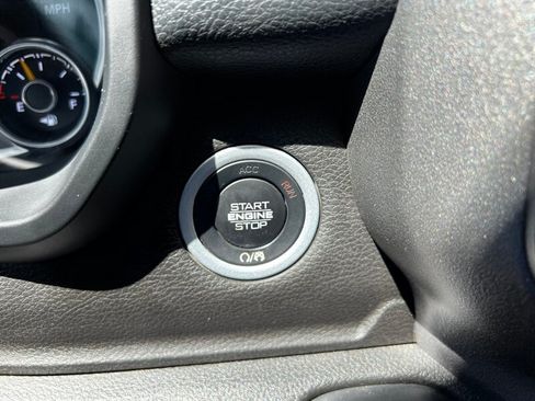 Used 2022 RAM 1500 Tradesman AWD/4WD image 29