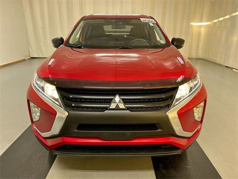 Used 2020 Mitsubishi Eclipse Cross LE image 3