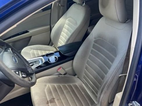 Used 2013 Ford Fusion SE FWD image 12