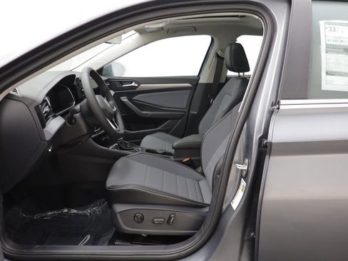 New 2026 Volkswagen Jetta SE image 5