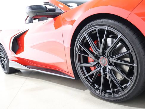 Used 2020 Chevrolet Corvette Stingray Premium Cpe w/ 3LT Preferred Equipment Group image 38