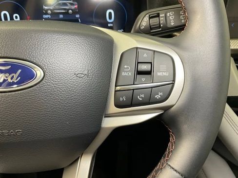 New 2026 Ford Explorer Active w/ Active Comfort Package image 25
