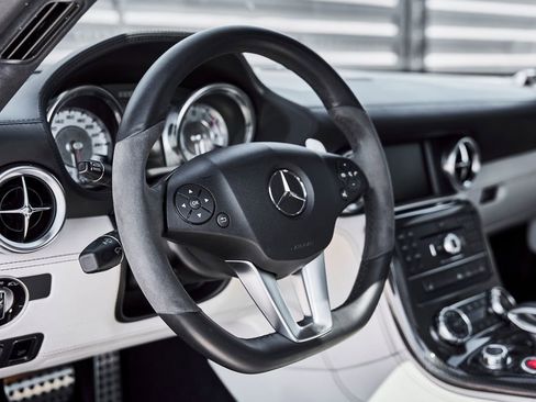 Used 2012 Mercedes-Benz SLS AMG Coupe image 45
