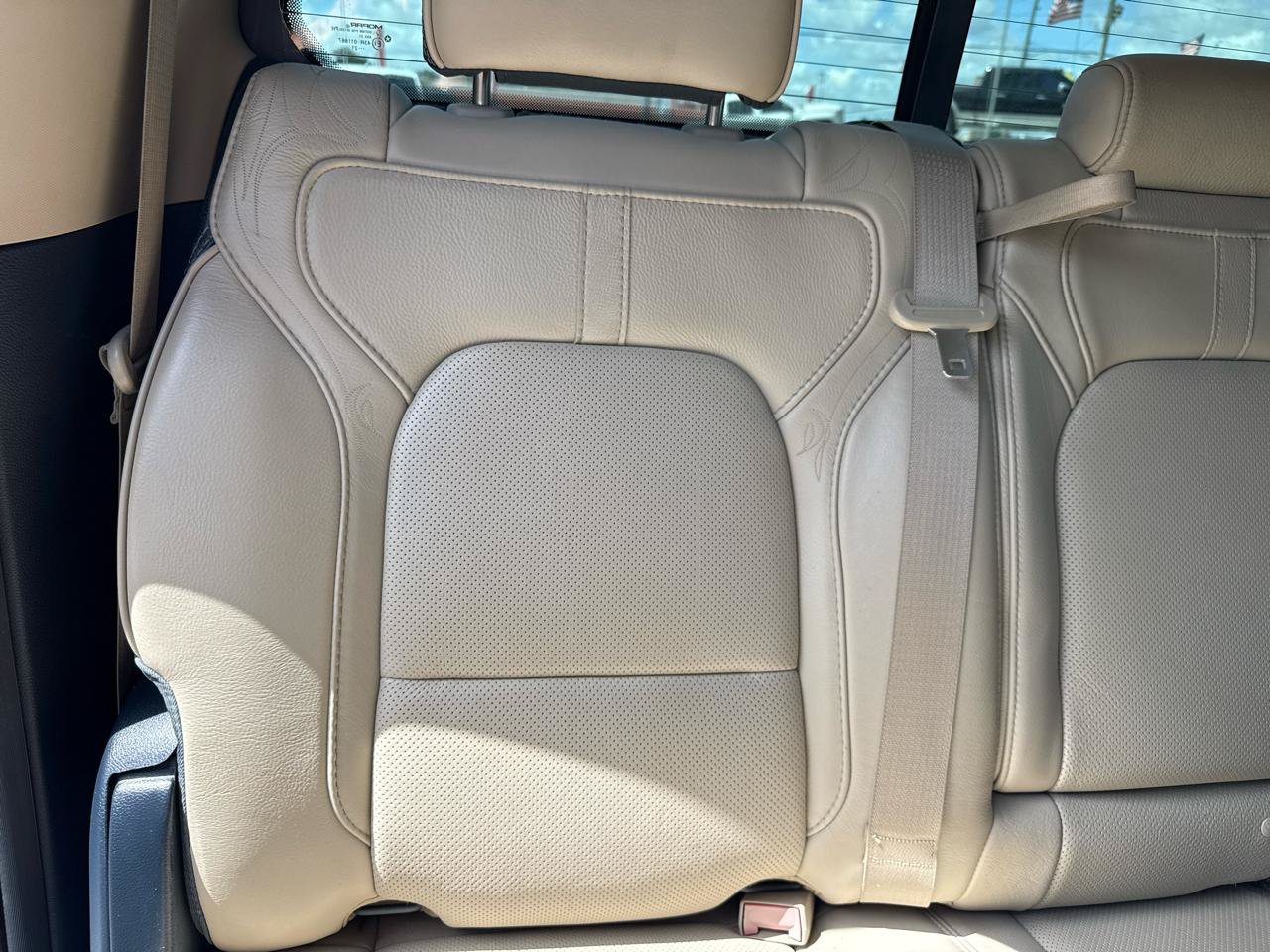 Used 2021 RAM 1500 Limited w/ Off Road Group AWD/4WD image 16