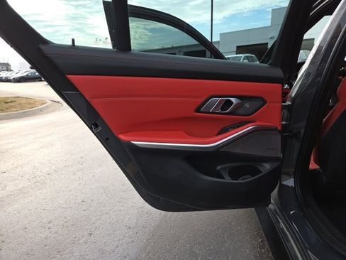 Used 2022 BMW M3 image 12