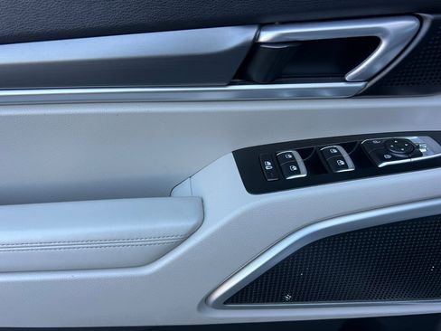 Used 2021 Kia Telluride S image 11