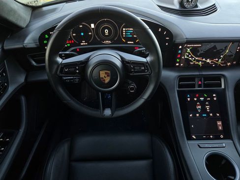 Used 2020 Porsche Taycan Turbo image 15