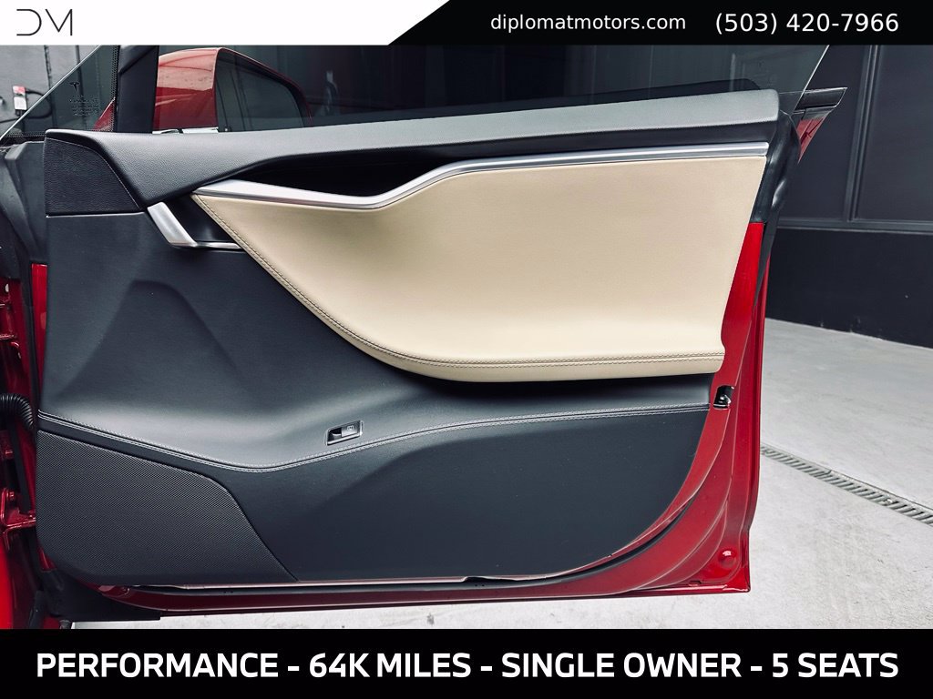 Used 2013 Tesla Model S Performance RWD image 26