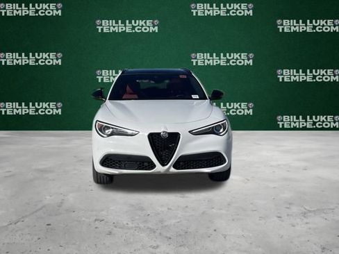 Used 2022 Alfa Romeo Stelvio Veloce image 3
