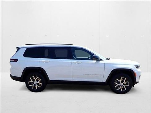New 2025 Jeep Grand Cherokee L Limited image 5