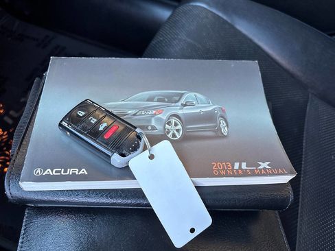 Used 2013 Acura ILX w/ Premium Package image 36