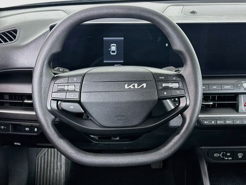 Used 2025 Kia K4 FWD image 18