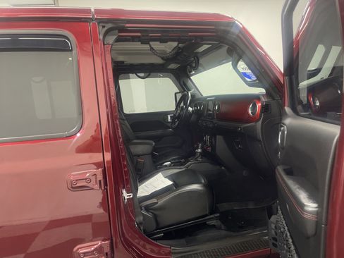 Used 2021 Jeep Gladiator Rubicon image 25