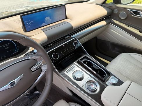 Used 2024 Genesis GV80 2.5T w/ Prestige Package AWD/4WD image 29