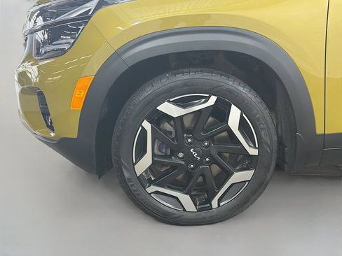 Used 2024 Kia Seltos SX w/ SX Sunroof Package AWD/4WD image 34