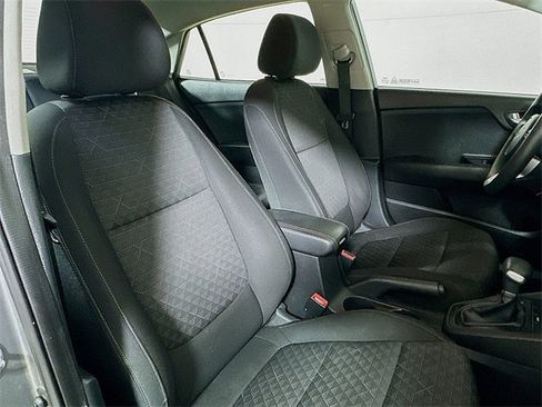 Used 2022 Kia Rio S w/ Technology Package image 25