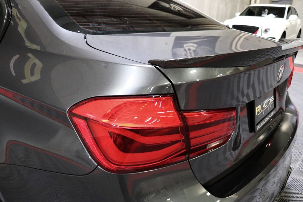 Used 2016 BMW M3 w/ Executive Package RWD image 5