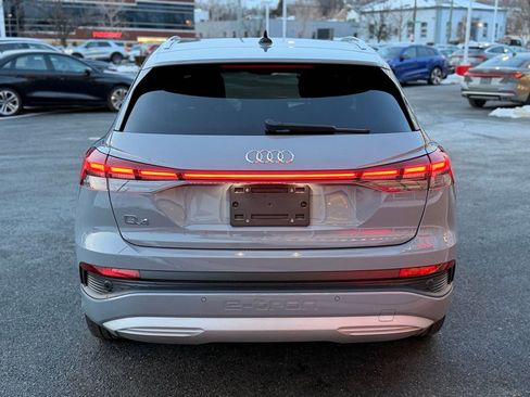Certified 2023 Audi Q4 e-tron Premium Plus w/ Premium Plus RWD image 5