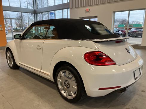Used 2013 Volkswagen Beetle 2.5 image 7