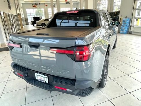 Used 2022 Hyundai Santa Cruz SEL w/ Activity Package FWD image 9